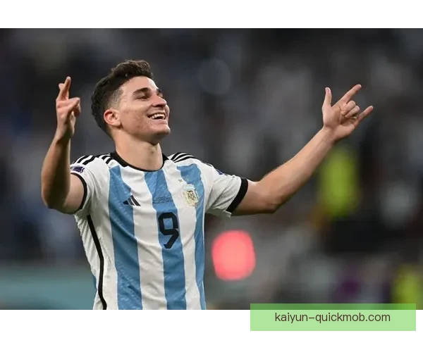 世界杯新秀球员展现锐利天赋，引发广泛关注与期待